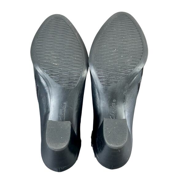 Clarks Artisan Ankle Boots Women Sz 5 M Black Leather BLock Heel Classic Booties - Picture 5 of 9